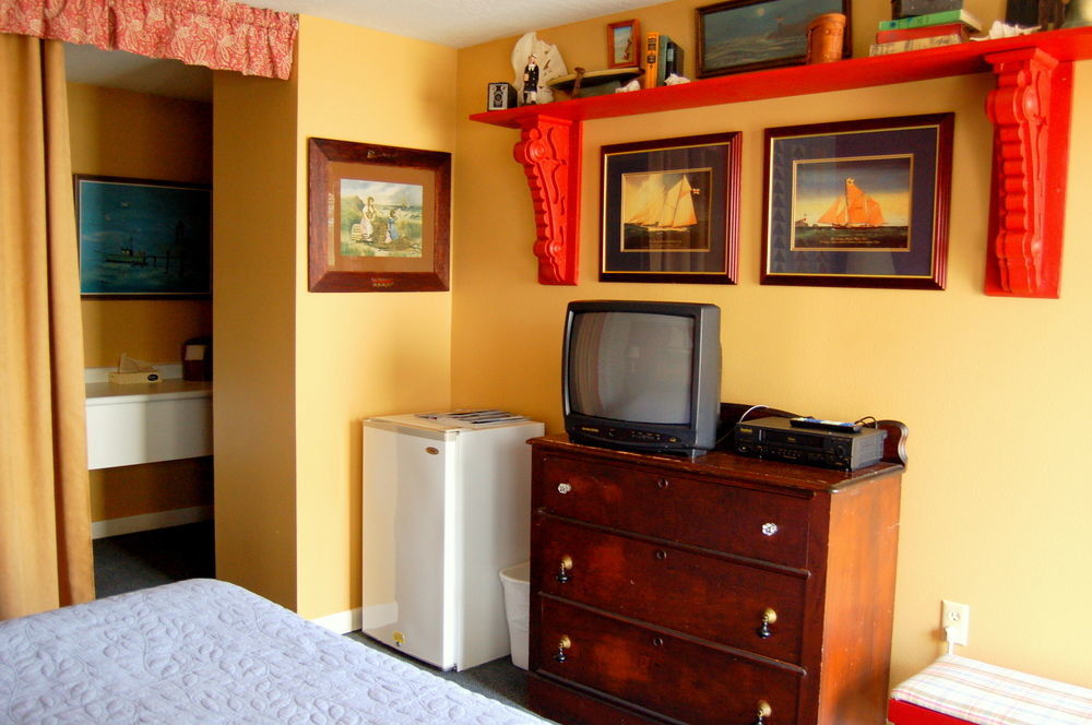 سيسيدي، مونتيري، كاليفورنيا Sandy Cove Inn المظهر الخارجي الصورة
