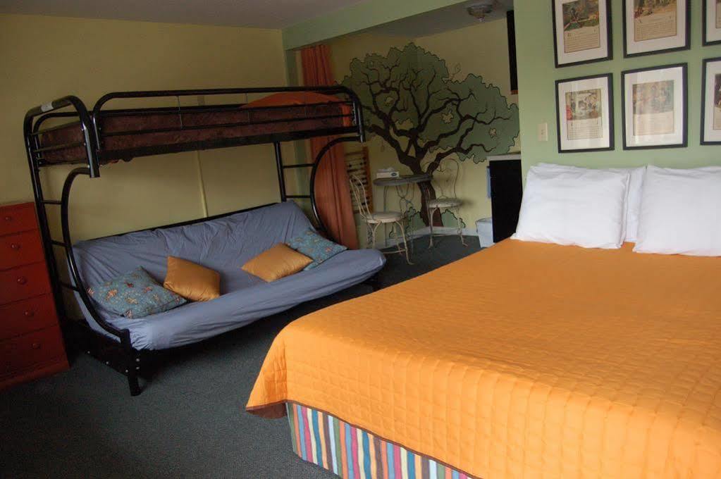 سيسيدي، مونتيري، كاليفورنيا Sandy Cove Inn المظهر الخارجي الصورة